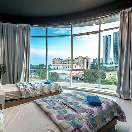 Cozy Home With Spectacular View Bayan Lepas Exterior photo
