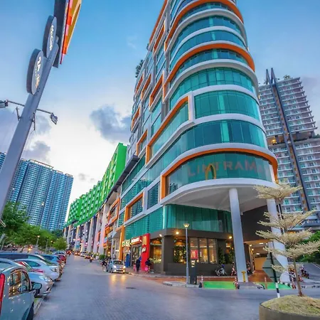 Cozy Home With Spectacular View Bayan Lepas Exterior photo
